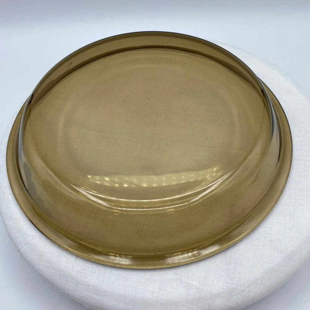 Vintage Pyrex 9 Inch Pie Plate 209 Amber Brown Fireside Glass USA Retro Bake MCM